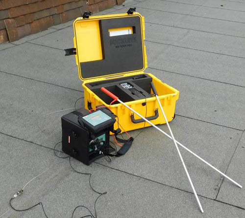 Wet roof leak detector